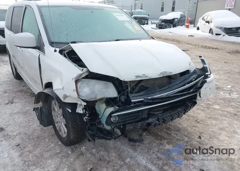 2016 Chrysler Town & Country Touring из США, поврежденный, VIN 2C4RC1BG1GR245985